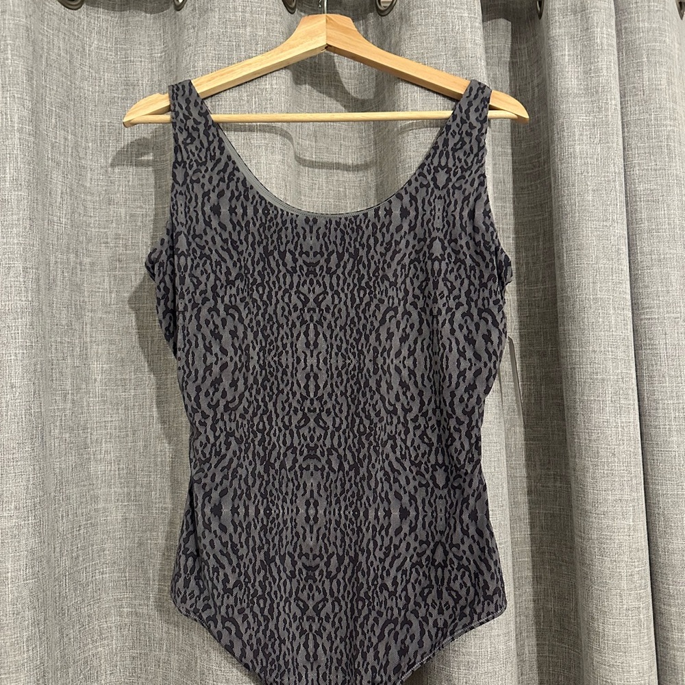 Elegant Gray Patterned Women's Top
